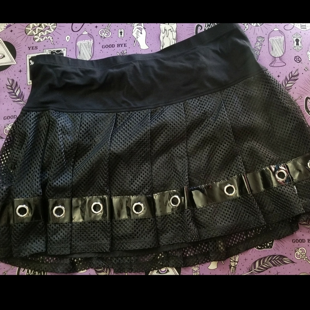TRIPP Black Pleated Mesh Skirt XXL